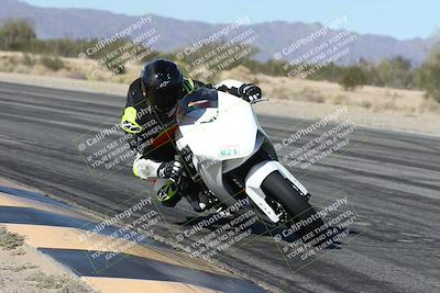 media/Dec-04-2025-Racers Edge (Thu) [[5ebc9f124d]]/3-B Group/3-Session 2 (Turn 7 Inside)/